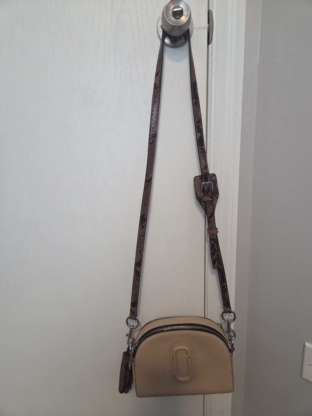 Marc Jacobs Womens Beige Crossbody Bag with Snake-Print Strap